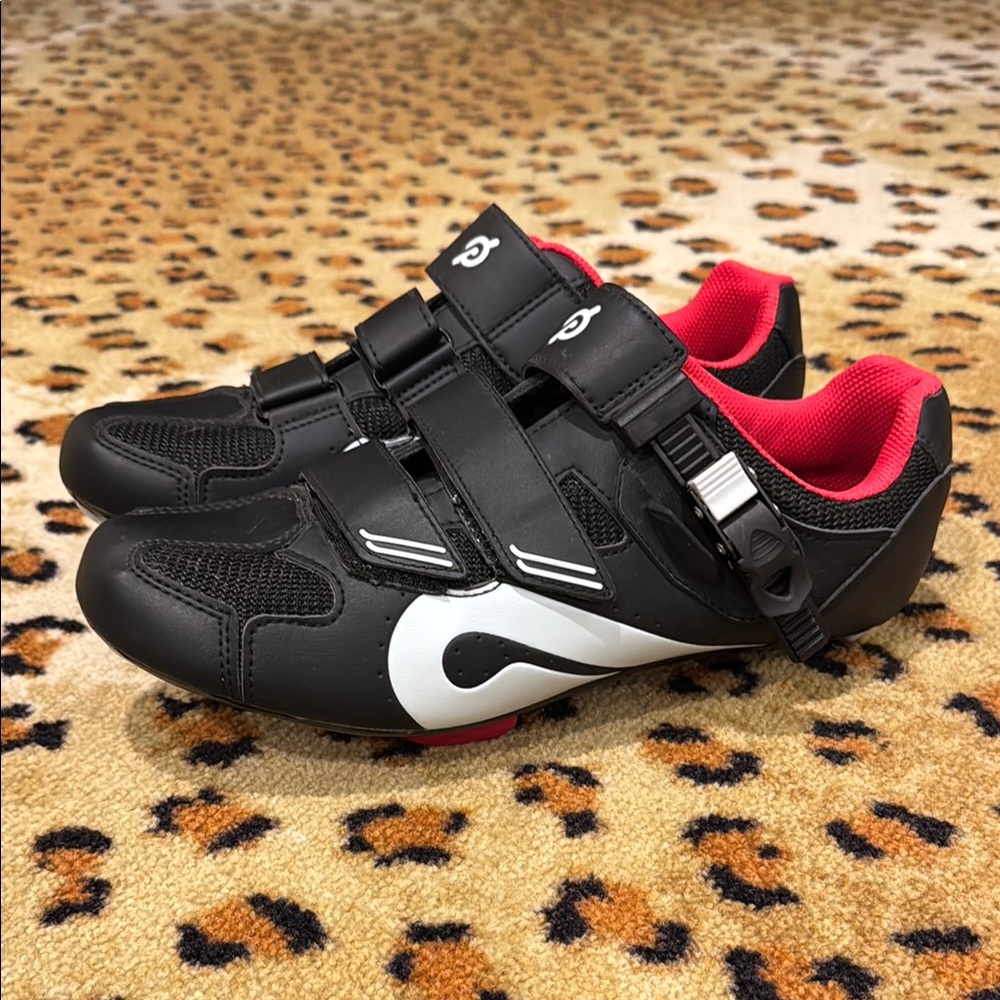 Peloton clip in bike shoe